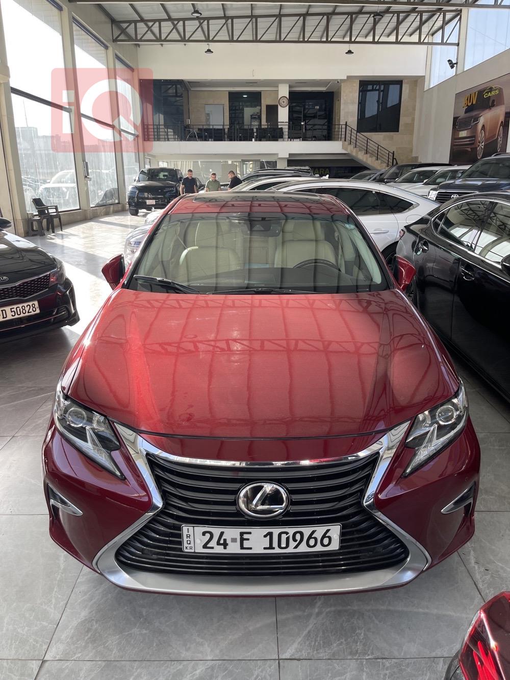 Lexus ES